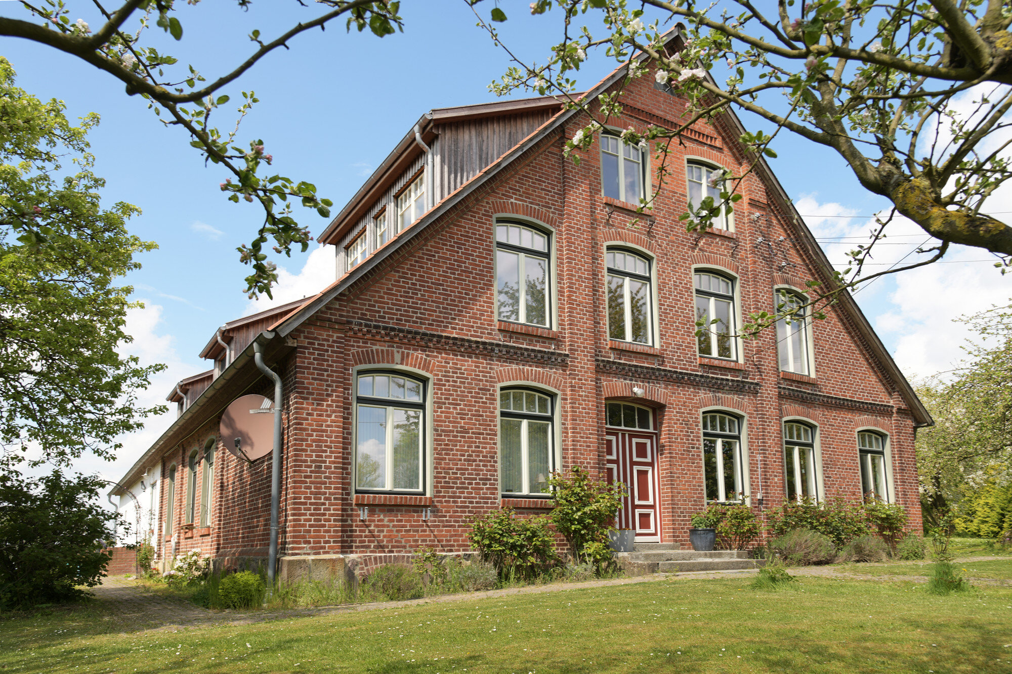 Bauernhaus zum Kauf 1.285.000 € 8 Zimmer 390 m²<br/>Wohnfläche 8.811 m²<br/>Grundstück Raddingsdorf Rieps 19217