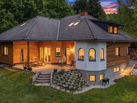 Mehrfamilienhaus zum Kauf 283 m² 1.728 m² Grundstück Sittersdorf 9133