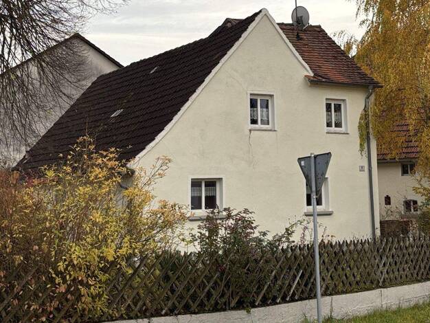 Einfamilienhaus zum Kauf 225.000 € 3 Zimmer 85 m² 611 m² Grundstück Ostheim Westheim 91747