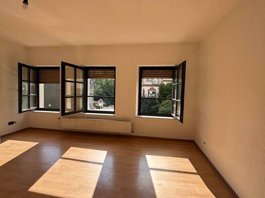 Wohnung zur Miete 350 € 1,5 Zimmer 38 m² 1. Geschoss frei ab 01.11.2025 Dudweiler Saarbrücken 66125
