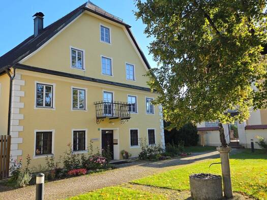 Wohnung zur Miete 1.240 € 4 Zimmer 125 m² 1. Geschoss frei ab 01.10.2026 Vachendorf Vachendorf 83377