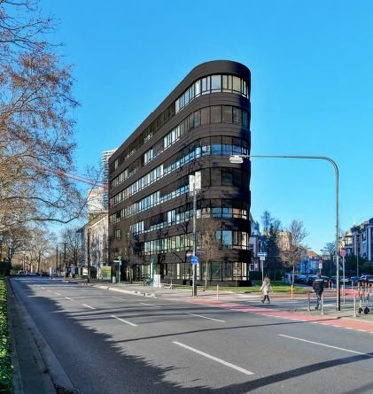 Bürofläche zur Miete 29 € 582 m²<br/>Bürofläche ab 582 m²<br/>Teilbarkeit Westend - Süd Frankfurt am Main 60325