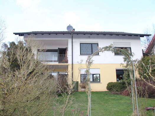 Haus zum Kauf 295.000 € 6 Zimmer 160 m² 1.016 m² Grundstück Hutzdorf Schlitz 36110