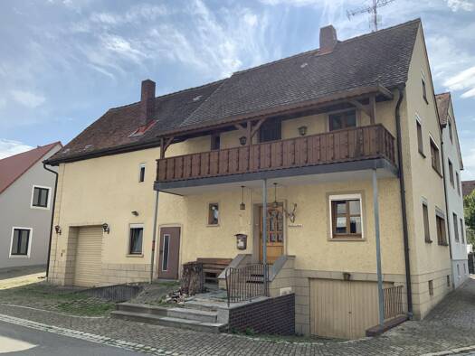 Einfamilienhaus zum Kauf 170.000 € 5 Zimmer 129,7 m² 200 m² Grundstück Burgebrach 96138