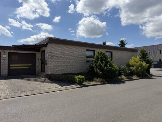 Bungalow zum Kauf 295.000 € 4 Zimmer 116 m² 581 m² Grundstück Kreuzheide Nordstadt 38448