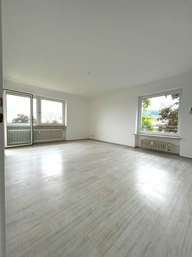 Wohnung zur Miete 810 € 4 Zimmer 77,1 m² 2. Geschoss frei ab sofort Brixener Straße 2 Dreifaltigkeit Amberg 92224