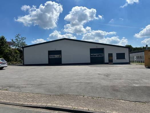 Produktionshalle zur Miete 4.500 € 1.168 m² Lagerfläche teilbar ab 570 m² Spork-Eichholz Detmold / Spork-Eichholz 32760