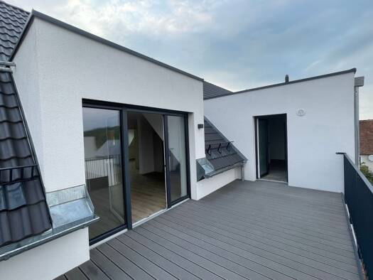 Wohnung zur Miete 990 € 3 Zimmer 99 m² Geschoss 2/3 frei ab sofort Oettinger Straße 35 Wassertrüdingen 91717