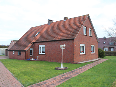 Einfamilienhaus zum Kauf 220.000 € 6 Zimmer 130 m² 3.049 m² Grundstück Blomberg 26487