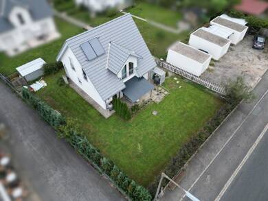 Haus zum Kauf 499.000 € 4,5 Zimmer 121 m² 560 m² Grundstück Pfeifferhütte Schwarzenbruck 90592