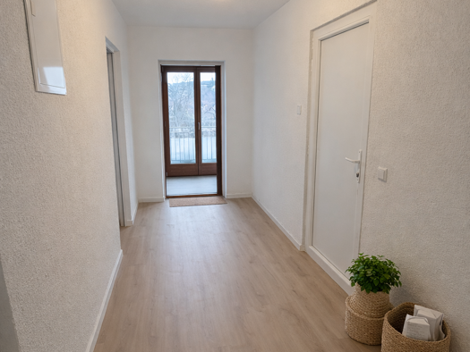 Wohnung zur Miete 990 € 3,5 Zimmer 75 m² Geschoss 1/2 frei ab sofort Konstanzer Straße 18 Waldshut Waldshut-Tiengen 79761