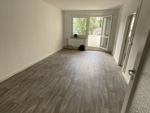 Wohnung zur Miete 360 € 3 Zimmer 68,6 m² 2. Geschoss frei ab 01.10.2026 Kleine Schaftrift 66 Alten Dessau-Roßlau 06847