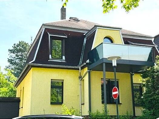 Mehrfamilienhaus zum Kauf 495.000 € 8 Zimmer 181 m² 900 m² Grundstück frei ab sofort Weißenfels Weißenfels 06667