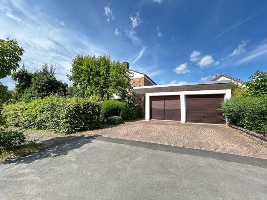 Einfamilienhaus zum Kauf 399.000 € 10 Zimmer 267 m² 889 m² Grundstück Warburg 34414