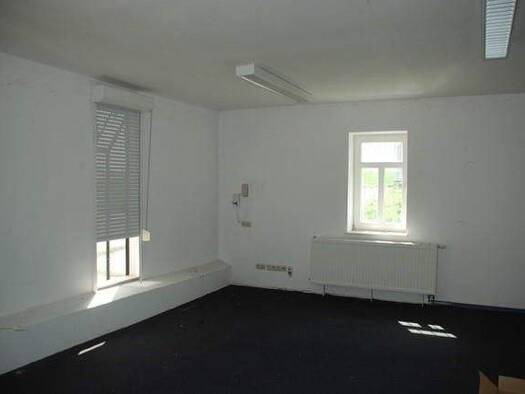 Lagerhalle zur Miete provisionsfrei 4.000 € 1.000 m² Lagerfläche teilbar ab 1.000 m² Sora Klipphausen 01665