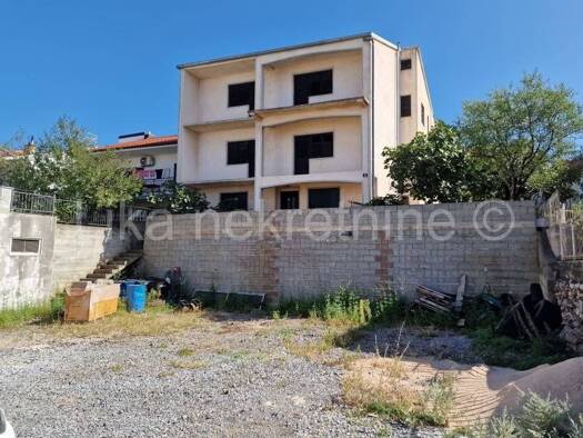 Wohnung zum Kauf 120.865 € 8 Zimmer 90 m² EG Senj 53270