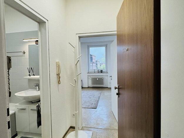 Studio zur Miete 490 € 1 Zimmer 28 m² 3. Geschoss Fürther Str. 11 Rosenau Nürnberg 90429