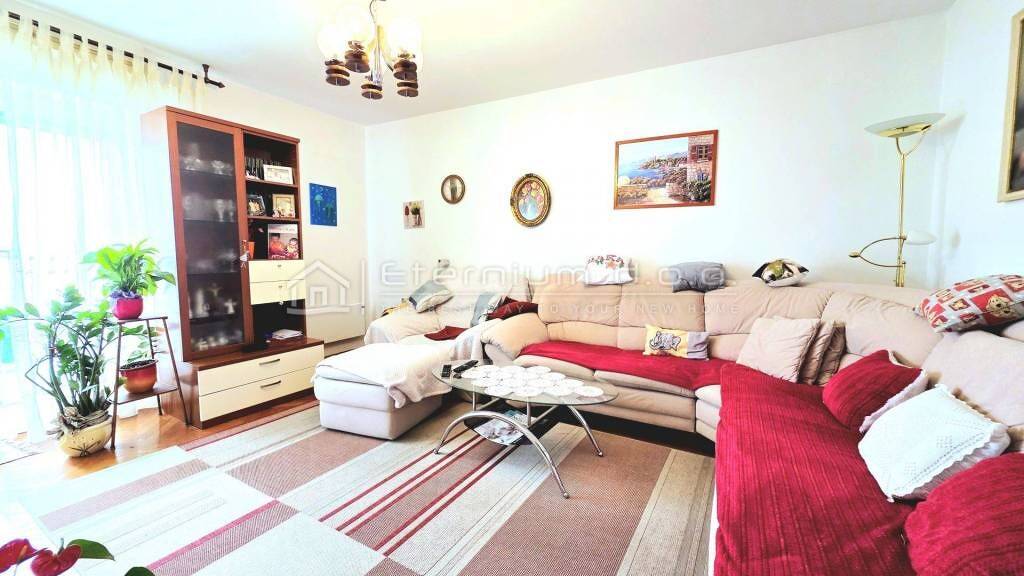 Wohnung zum Kauf 210.000 € 3 Zimmer 67 m² 4. Geschoss Crikvenica Centar