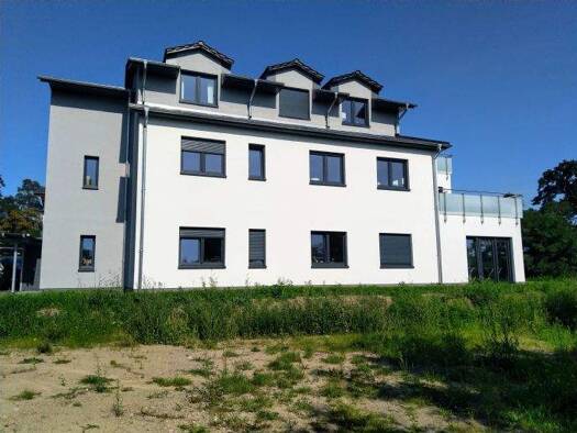 Mehrfamilienhaus zum Kauf als Kapitalanlage geeignet 1.404.000 € 12 Zimmer 405 m² 947 m² Grundstück Villenpark am Tiefwarensee 3 Waren Waren (Müritz) 17192