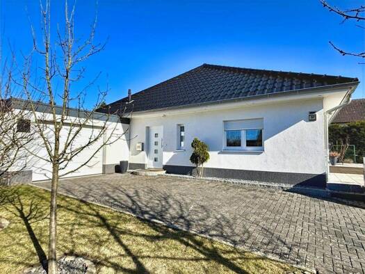 Bungalow zum Kauf 380.000 € 5 Zimmer 116,5 m² 702 m² Grundstück Westerweyhe Uelzen 29525