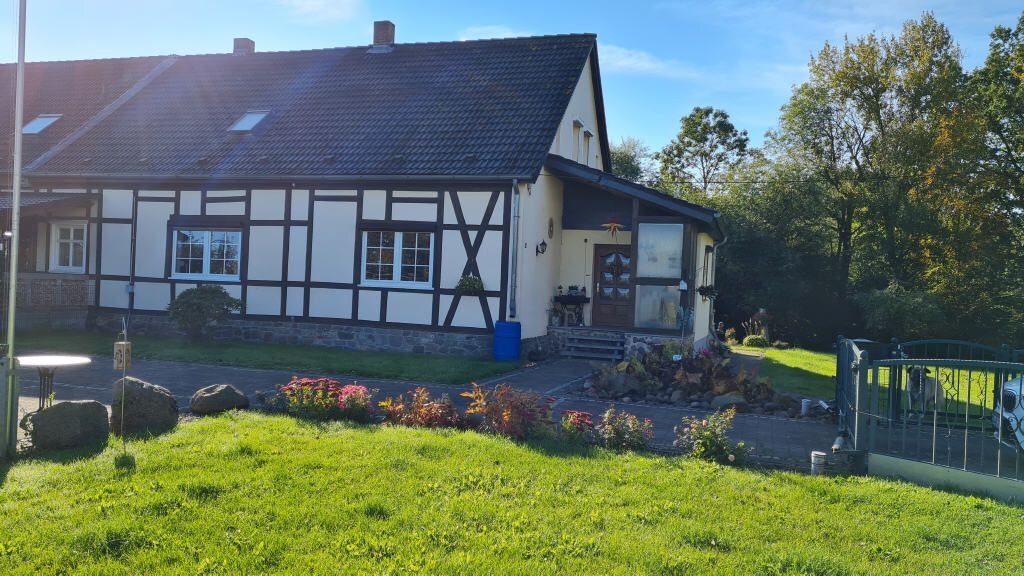 Doppelhaushälfte zum Kauf 182.000 € 4 Zimmer 165 m²<br/>Wohnfläche 2.158 m²<br/>Grundstück Schäferweg 12 Vielbaum Aland-Vielbaum 39615