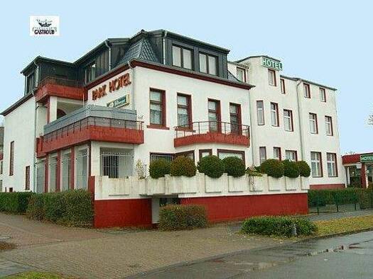 Hotel zum Kauf 1.350.000 € 21 Zimmer 37 Betten 120 m² Gastrofläche 1.700 m² Grundstück Innenstadt Gütersloh 33332