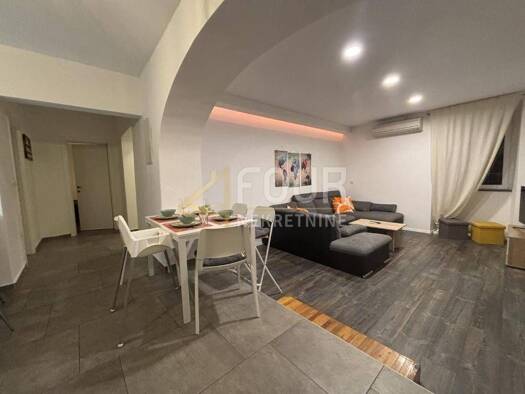 Wohnung zur Miete 1.600 € 3 Zimmer 100 m² Opatija - Centar, Opatija Opatija 51410