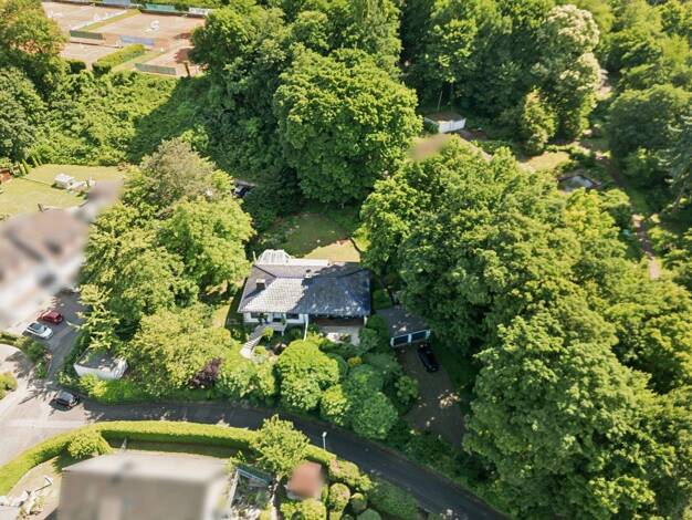 Einfamilienhaus zum Kauf 783.000 € 8 Zimmer 251 m² 2.896 m² Grundstück Niederbieber Neuwied 56567