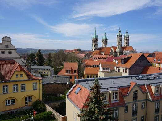 Wohnung zur Miete 690 € 4 Zimmer 98 m² 3. Geschoss frei ab sofort Naumburg Naumburg (Saale) 06618