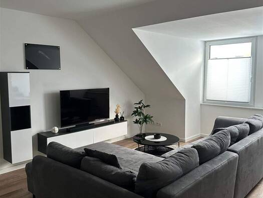 Wohnung zur Miete 863 € 2 Zimmer 71,9 m² 1. Geschoss frei ab 01.04.2026 Heckenweg 15-19 Stade 21680