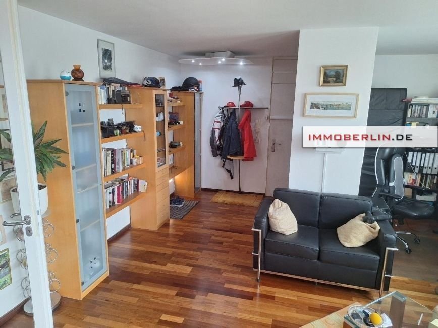 Wohnung zum Kauf 340.000 € 2 Zimmer 80 m²<br/>Wohnfläche ab sofort<br/>Verfügbarkeit Wilhelmstadt Berlin 13587