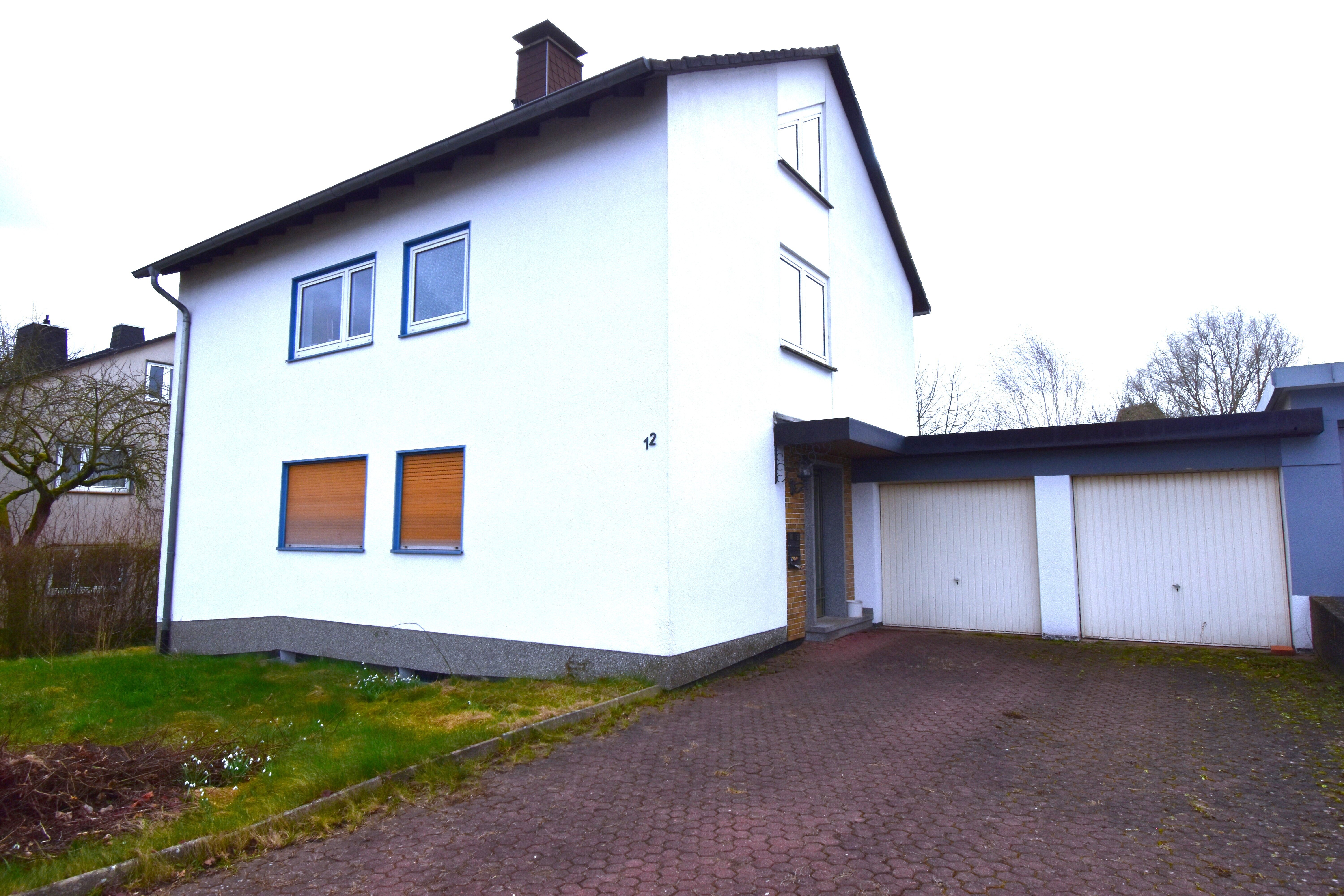 Mehrfamilienhaus zum Kauf 465.000 € 8 Zimmer 180 m²<br/>Wohnfläche 729 m²<br/>Grundstück ab sofort<br/>Verfügbarkeit Bossental Kassel 34125