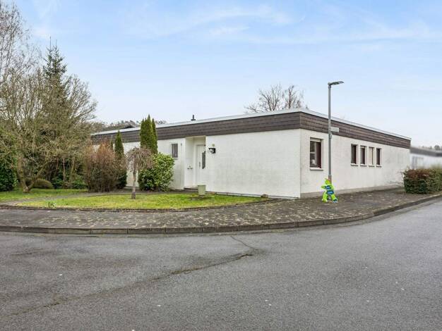 Bungalow zum Kauf 646.000 € 5 Zimmer 210 m² 645 m² Grundstück Niederpleis Sankt Augustin 53757