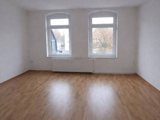 Wohnung zur Miete 335 € 2 Zimmer 66 m² Geschoss 1/2 frei ab sofort Leisnig Leisnig 04703