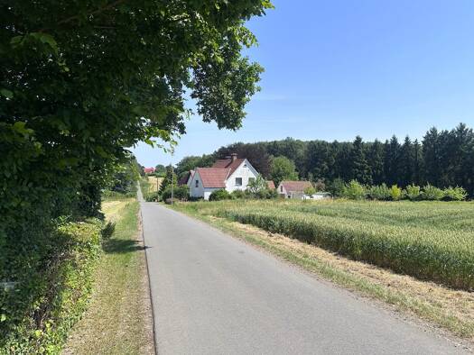 Einfamilienhaus zum Kauf provisionsfrei 190.000 € 5 Zimmer 100 m² 4.622 m² Grundstück frei ab sofort Schwenningdorf Rödinghausen 32289