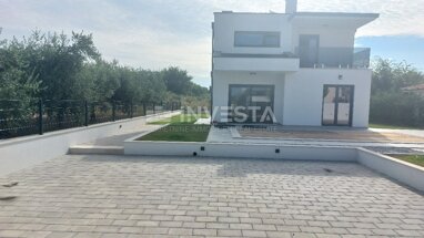 Haus zum Kauf 622.500 € 4 Zimmer 140 m² 521 m² Grundstück Porec center