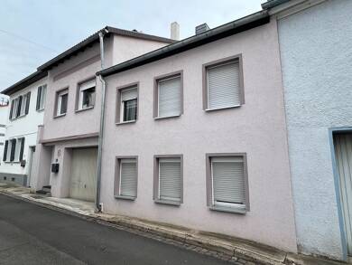 Reihenmittelhaus zum Kauf 149.000 € 6 Zimmer 125 m² 239 m² Grundstück Bad Sobernheim Bad Sobernheim 55566