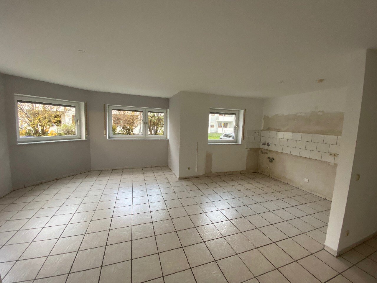 Wohnung zur Miete 770 € 2 Zimmer 72 m²<br/>Wohnfläche EG<br/>Geschoss 01.02.2025<br/>Verfügbarkeit Wahllokal 30 Siegburg 53721