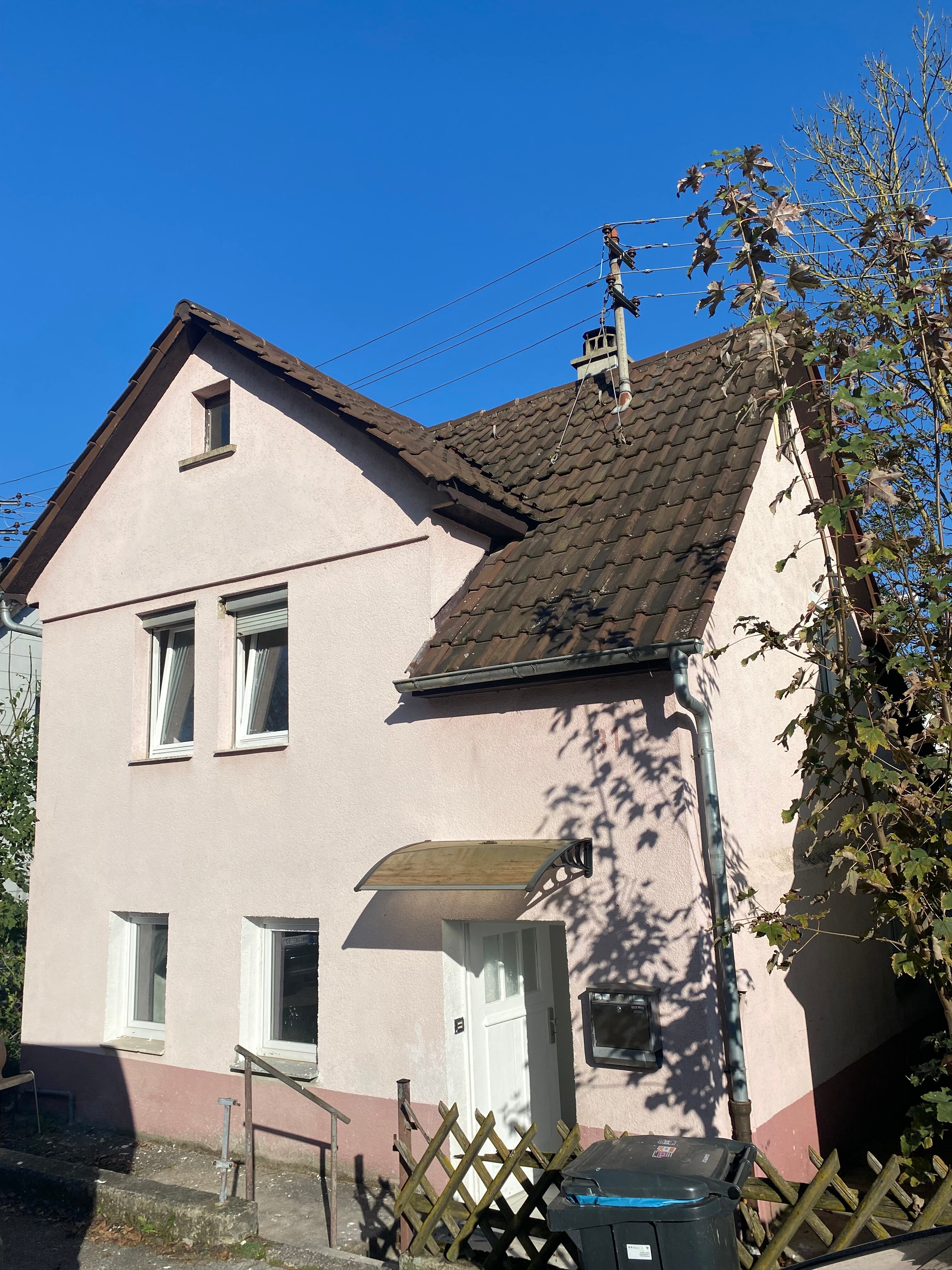 Einfamilienhaus zur Miete 700 € 3 Zimmer 80 m²<br/>Wohnfläche 150 m²<br/>Grundstück ab sofort<br/>Verfügbarkeit Frankenbach - Mitte Heilbronn 74078