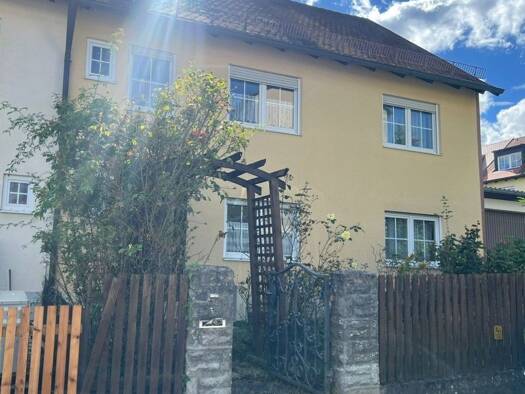 Reihenendhaus zum Kauf 645.000 € 7 Zimmer 145 m² 430 m² Grundstück Neustift Freising (Neustift) 85356