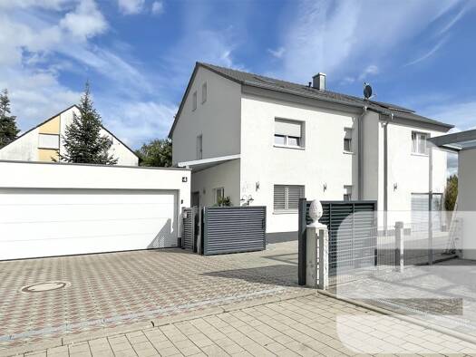 Einfamilienhaus zum Kauf 970.000 € 7,5 Zimmer 238,7 m² 976 m² Grundstück Schwabach 91126