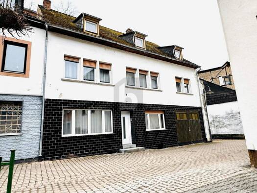 Doppelhaushälfte zum Kauf 235.000 € 8 Zimmer 190 m² 400 m² Grundstück Dhron Neumagen-Dhron 54347