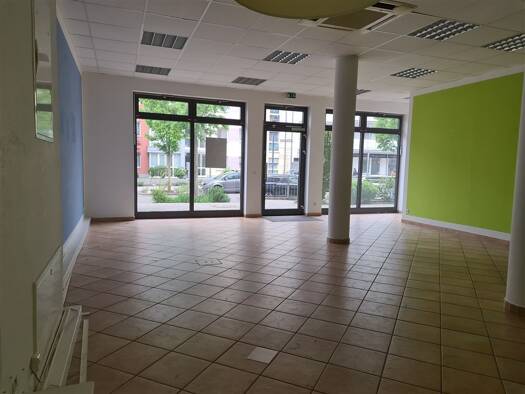 Ladenfläche zum Kauf 319.000 € 90 m² Verkaufsfläche Walter-Benjamin-Straße 10 Rieselfeld Südwest 79111