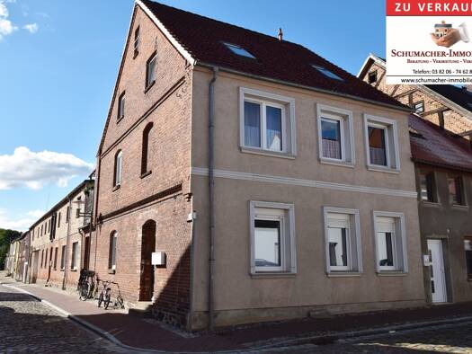 Mehrfamilienhaus zum Kauf 178.000 € 13 Zimmer 280 m² 387 m² Grundstück Gnoien 17179