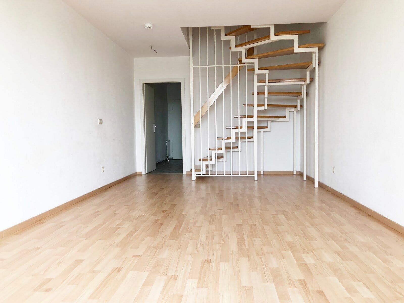 Maisonette zur Miete 419 € 3 Zimmer 73,3 m²<br/>Wohnfläche 2.<br/>Geschoss Bahnhofstraße 6b Innenstadt Riesa 01587