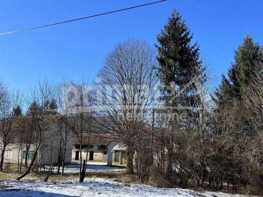 Haus zum Kauf 45.000 € 4 Zimmer 200 m² Plaški
