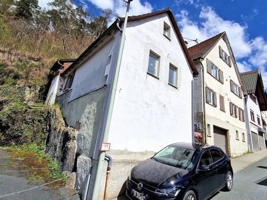 Mehrfamilienhaus zum Kauf 330.000 € 10 Zimmer 270 m² 425 m² Grundstück Schmitten 61389