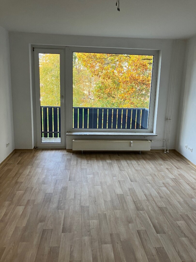 Wohnung zur Miete 485 € 4 Zimmer 65,7 m²<br/>Wohnfläche 2.<br/>Geschoss 16.12.2024<br/>Verfügbarkeit Eichenhain 23 Stadtallendorf Stadtallendorf 35260