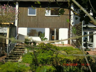 Reihenmittelhaus zur Versteigerung 322.000 € 4 Zimmer 150 m² 250 m² Grundstück frei ab sofort Obergasse Steinbach 61449