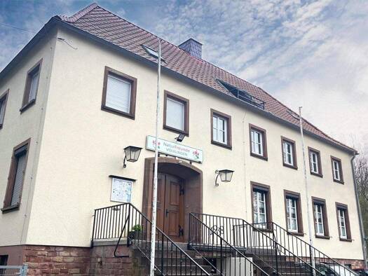 Wohnanlage zum Kauf als Kapitalanlage geeignet 365.000 € 9 Zimmer 450 m² 1.464 m² Grundstück Stadtmitte Völklingen 66333